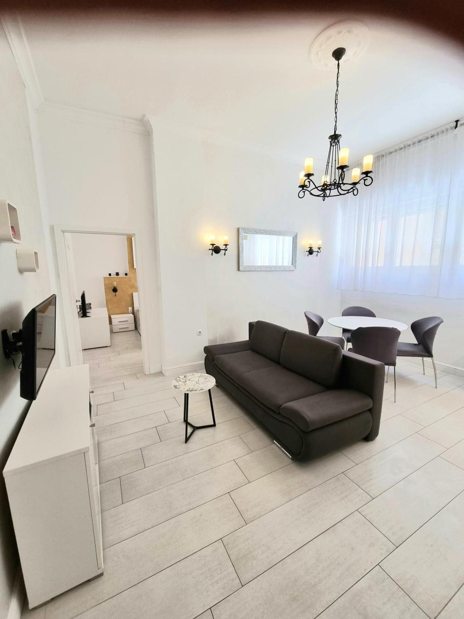 Lux Apartment Near Bridge Zara Esterno foto